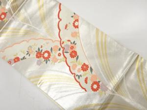 雪芝に花模様織り出し　名古屋帯